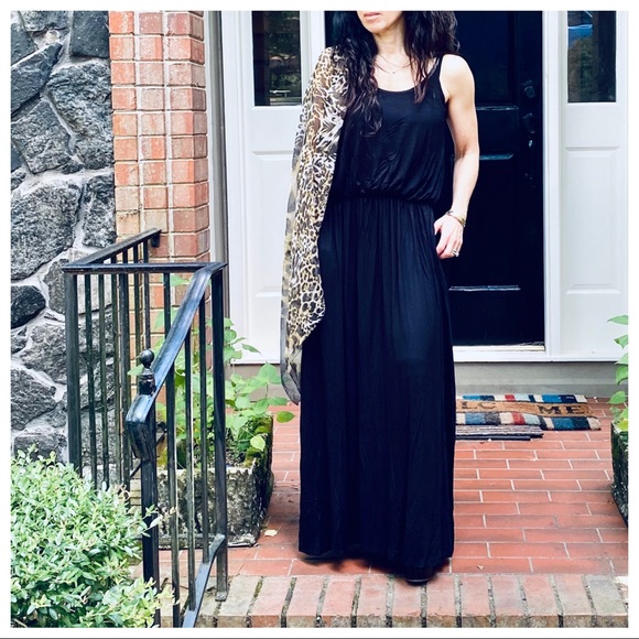 SPAGHETTI STRAPS MAXI DRESS WITH SIDE POCKETS - Picture 5 of 10
